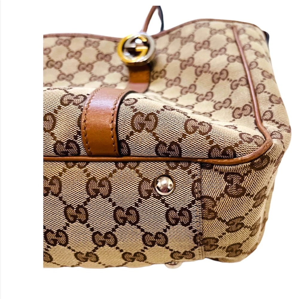 Gucci, aunthentic, tote 2 way style, 2 tone gold and silver GG sign both sides - Picture 14 of 17